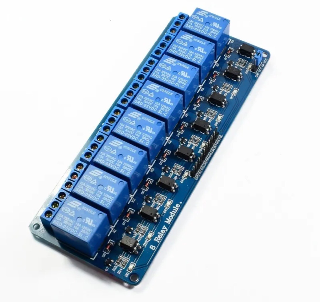 MODULO RELEVADOR DE 8 CANALES DE 5V